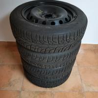 Cerchi + gomme neve Fiat Punto misura 175 65 15
