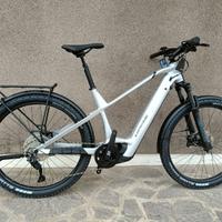 Lapierre eBike trekking Bosch 750
