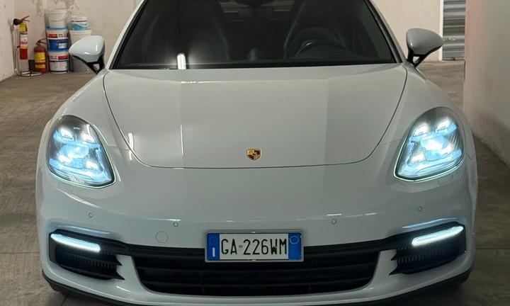 Porsche Panamera 2.9 4 E-Hybrid 10 years Edition