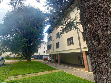 APPARTAMENTO ARREDATO DI 90 MQ BICAMERE TERRAZZ...