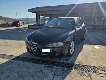 Alfa Romeo 147 1.6 16V TS (105) 5 porte Black Line