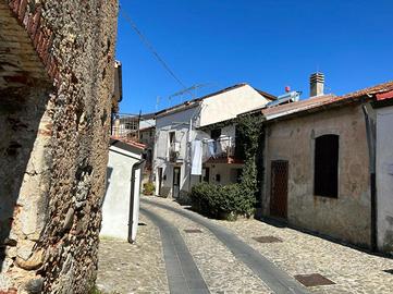CASA SEMINDIPENDENTE A COSENZA