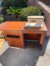 Macchina da cucire singer