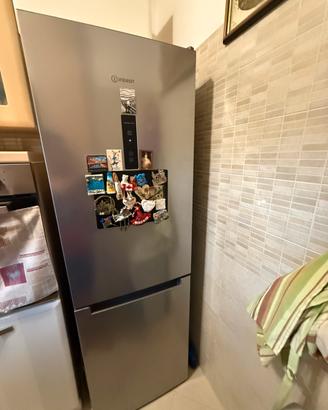 Frigorifero indesit total no frost