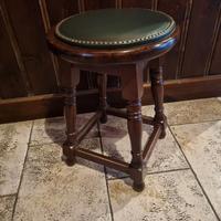 sgabello da pub