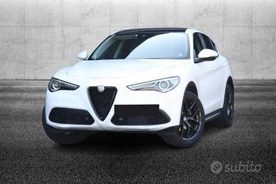 ALFA ROMEO Stelvio 2.0 Turbo 200 CV AT8 Q4 Super