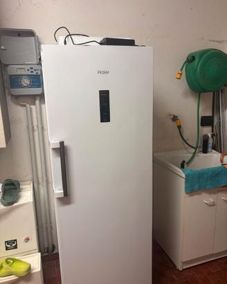 Congelatore Heier DLB H2F-220WAA no frost NUOVO