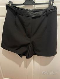 Pantaloncini neri Calliope