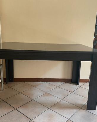 Tavolo allungabile in legno sala/cucina