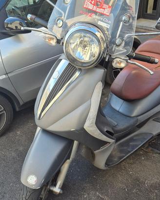 Piaggio Beverly 500 10° anniversario