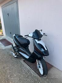 Aprilia Sr Stealth 50