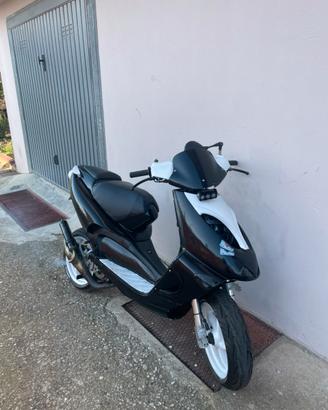 Aprilia Sr Stealth 50