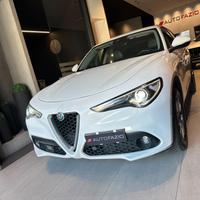 Alfa Romeo Stelvio 2.2 Turbodiesel 180 CV AT8 RWD 