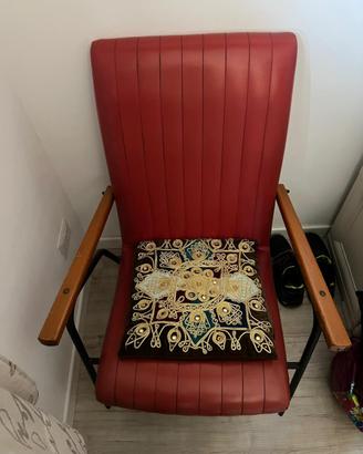Poltrona vinile rosso anni 70/80