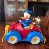 AUTO DI PAPERINO con QUI, QUO, QUA