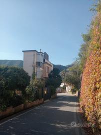 Privato vende appartamento