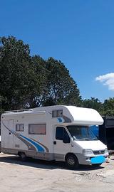Camper Mansardato Adria Adriatik 670 DK 