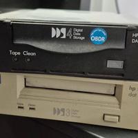 2 Unita' di backup DAT usate  (USB e SCSI)