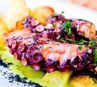 Trattoria in zona di grande passaggio veicolare