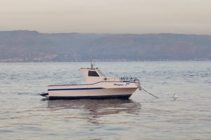 Barca da pesca e/o diving