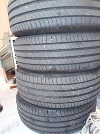 gomme estive Michelin  215 60 17