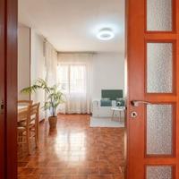 Porte interne e porta scorrevole con binario