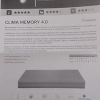 Materasso con rete e coprimaterasso 