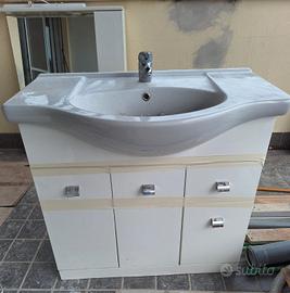 lavandino e mobile