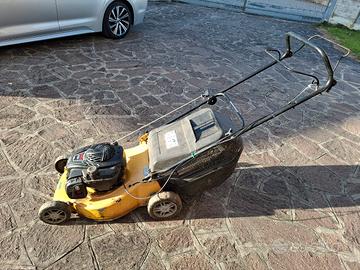 tagliaerba a scoppio con trazione 