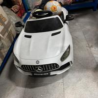 Macchina e vespa elettrica per bambini