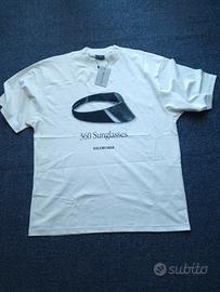 maglietta balenciaga sunglasses 
