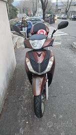 Titolo: Honda SH 150 – 14.000 km – Ideale per cons