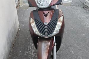 Titolo: Honda SH 150 – 14.000 km – Ideale per cons