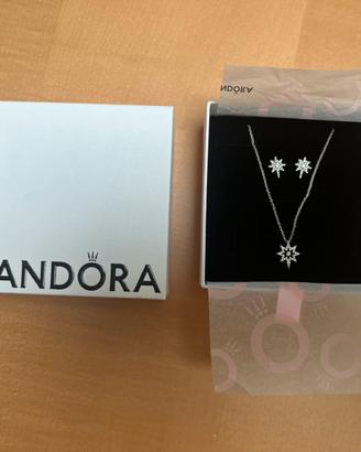 Set orecchini e collana Pandora