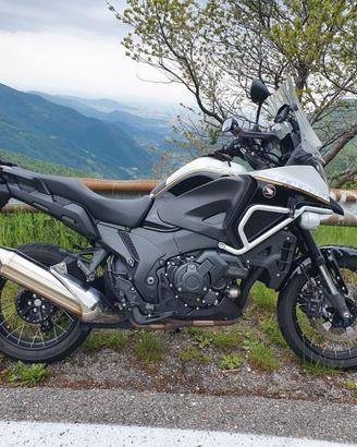 Honda Crosstourer vfrx 1200  DCT