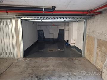 Como zona valduce. box ampio