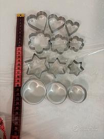 12 stampi per cucinare diverse forme e dimensioni