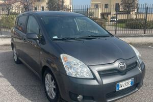 Toyota Corolla Verso d4d