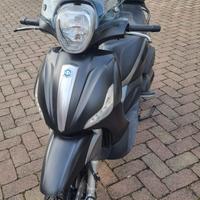 Piaggio Beverly 350 SPORT TOURING IE ABS