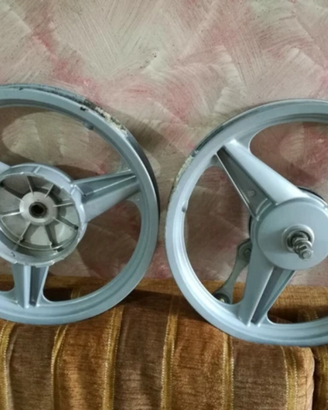 Cerchi in lega piaggio grillo