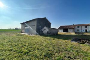 CASA INDIPENDENTE A SORGÀ