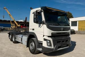 Camion Volvo FMX 330 6x2 Euro 6