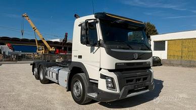 Camion Volvo FMX 330 6x2 Euro 6