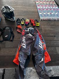 Abbigliamento/caschi/protezioni moto bimbi/ragazzi