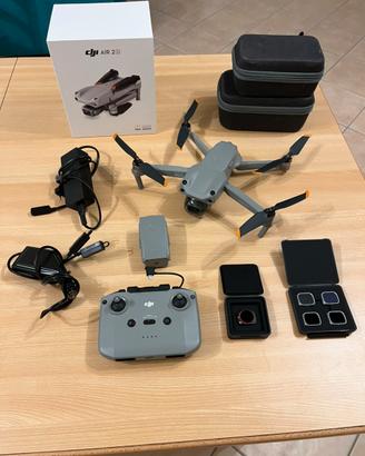 Dji Air 2s + batterie e accessori