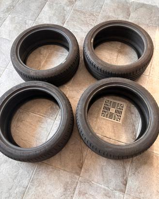 4 pneumatici estivi 205/45/17 Kleber