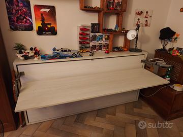 letto a scomparsa con scrivania 