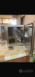 Friggitrice elettrica cn cappa incorporata