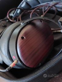 Cuffie magneto planari Monolith C565C