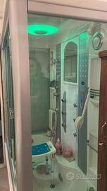 Cabina doccia idromassaggio multifunzione